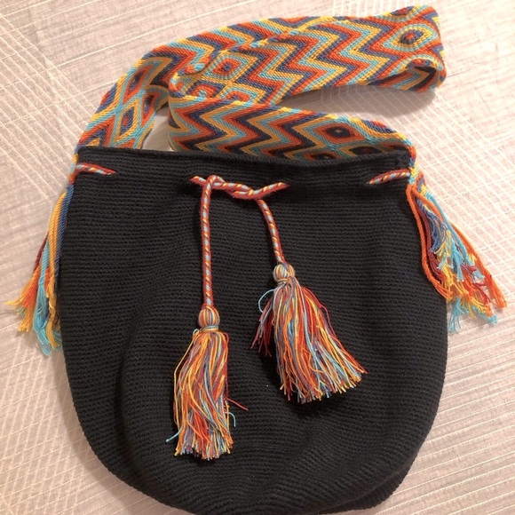 NWOT Authentic Wayuu Indians ethnic crochet mochila bag - Picture 11 of 11